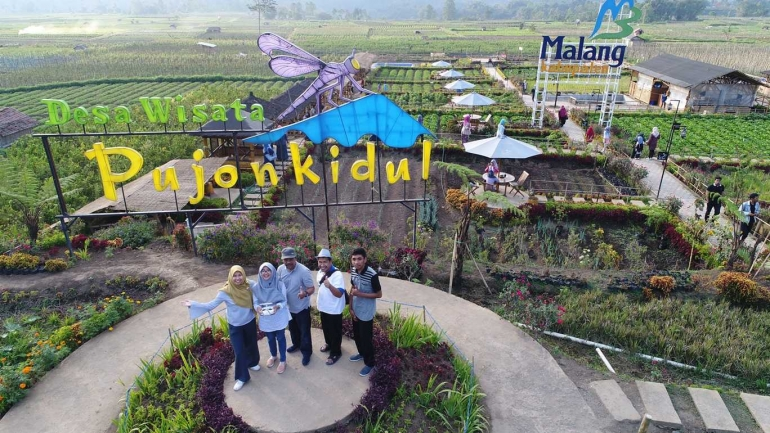Kafe Sawah Pujon dan Petik Jeruk Balitjestro, Wisata Ringan nan Mendidik