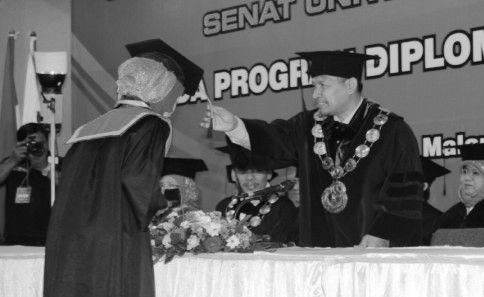 Dengan Kelembutan, Kita Semua adalah Guru