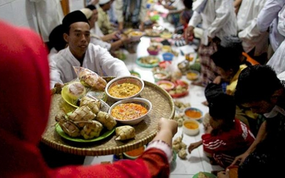 Budaya Kirim (Ater-ater) Makanan Menjelang Lebaran