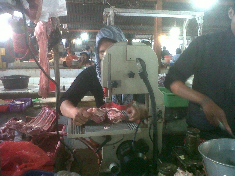 Renungan (Akhir Tahun) dari Lapak Penjual Daging